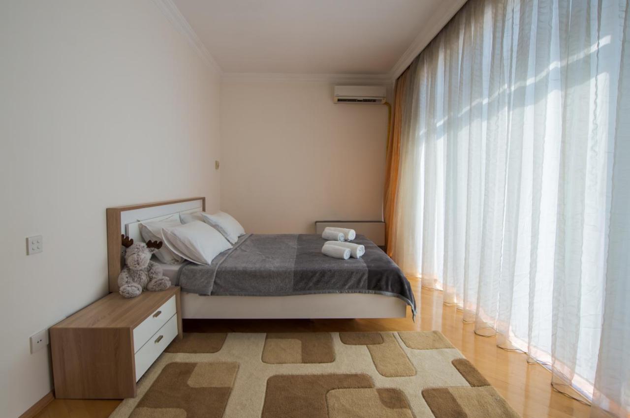 Central Apart Baku Exterior photo